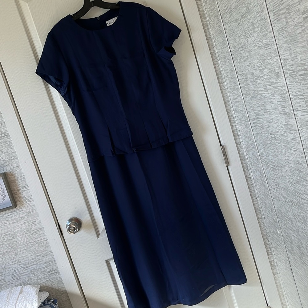 💕 2/$15 Navy Blue Ultra Dress-New York-14P